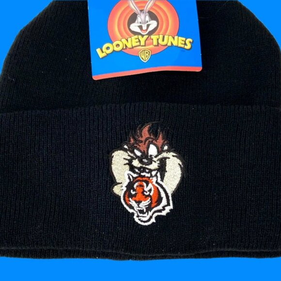 Cincinnati Bengals Vintage 1998 NFL/Looney Tunes Knit NOS Hat - Picture 2 of 6